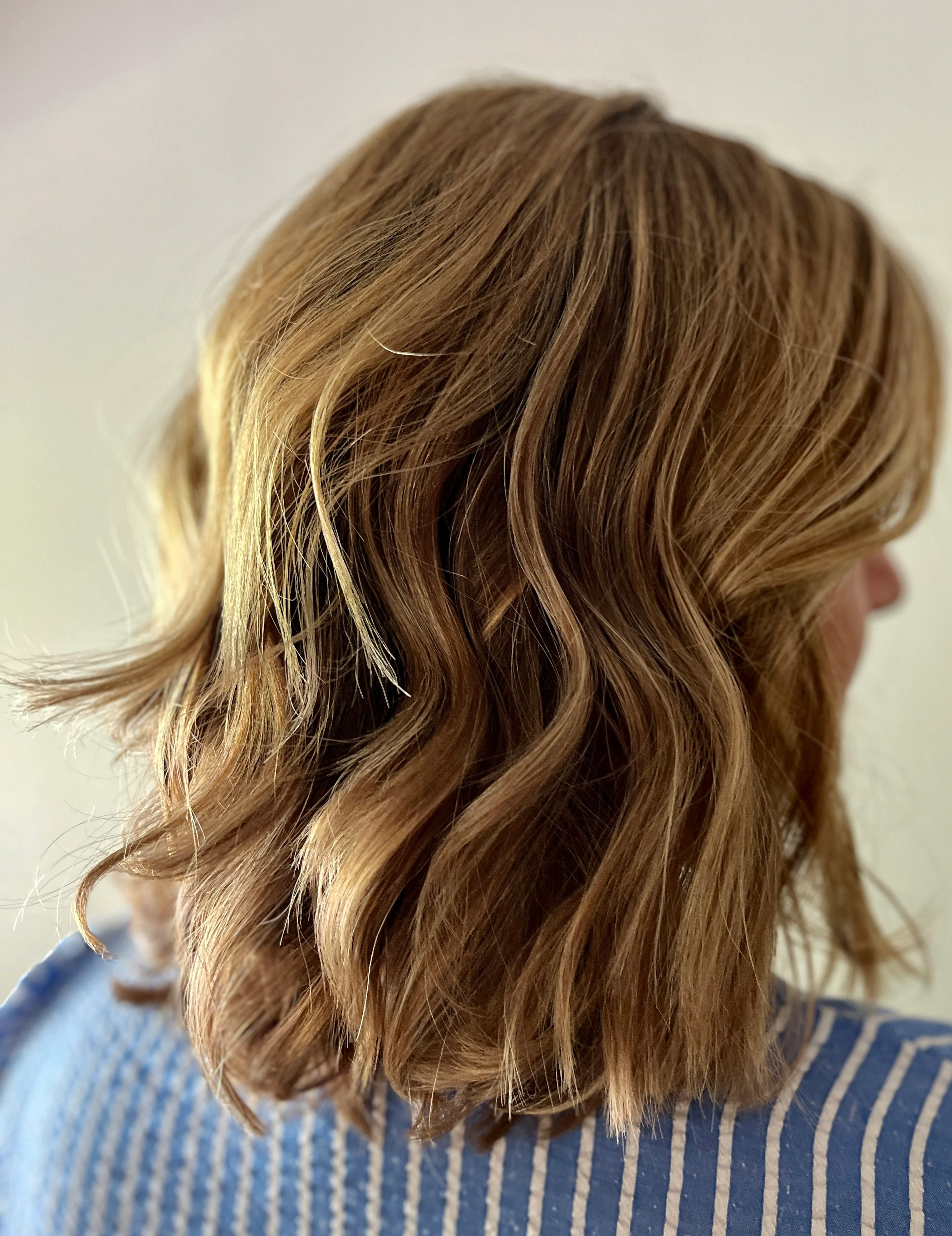 Texture and smoothing hair service